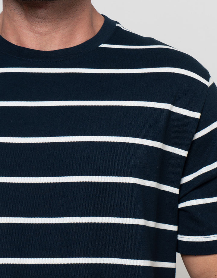 Cole Stripes Pique Patch Pocket Kaos Pria