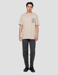 Cole Graphic Regular Fit Kaos Pria