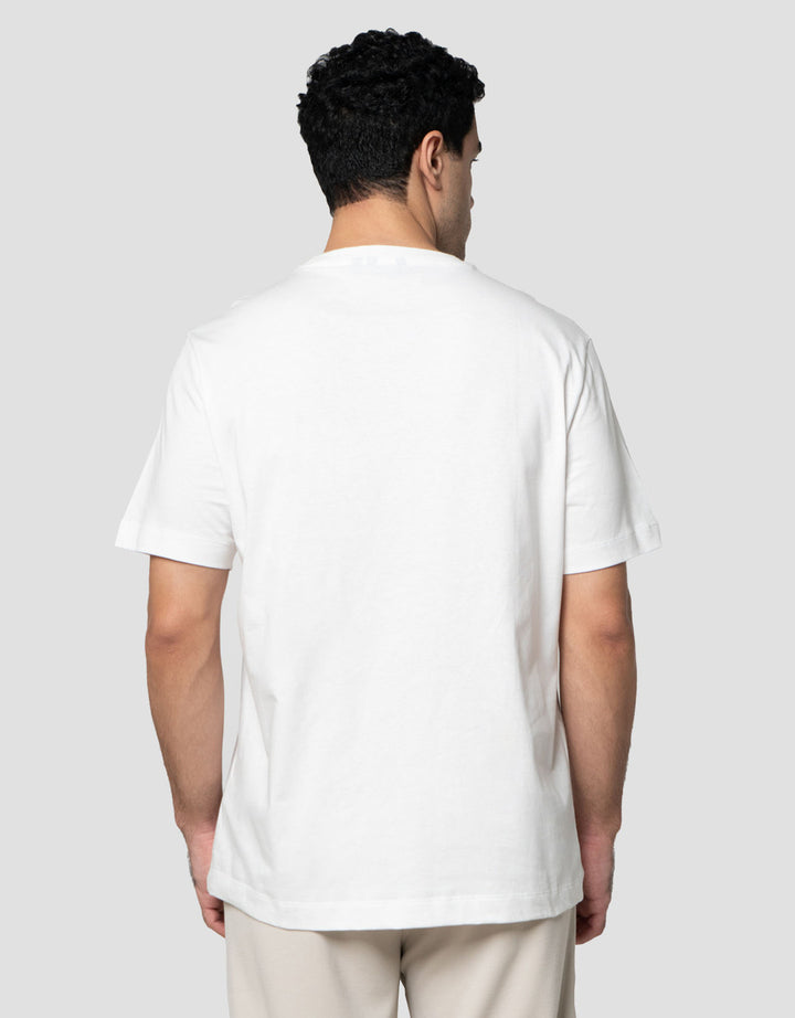 Cole Graphic Regular Fit Magic Kaos Pria