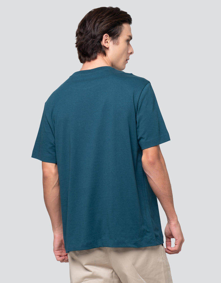 Cole Graphic Regular Fit Kaos Pria