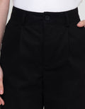 Connexion Straight With Pleats Celana Panjang Wanita
