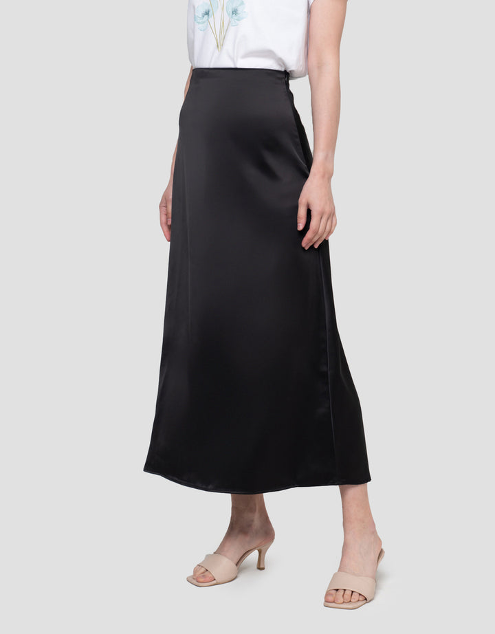 Connexion Poly Satin Clean Finish Rok Maxi Wanita