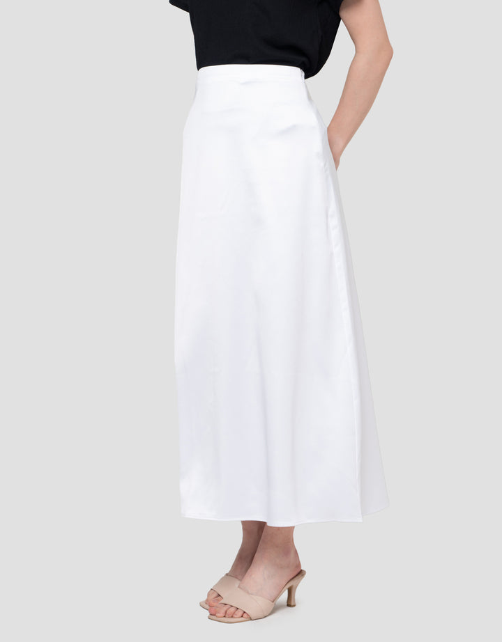 Connexion Poly Satin Clean Finish Rok Maxi Wanita