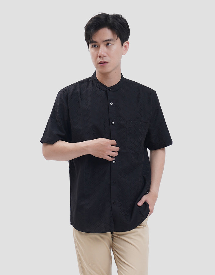 MxM Cole Embroidery Kemeja Koko Pria