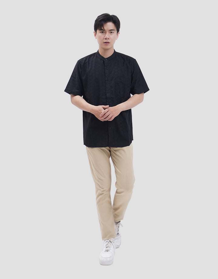 MxM Cole Embroidery Kemeja Koko Pria