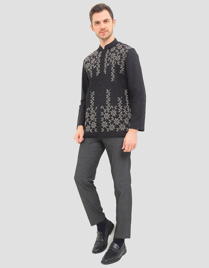 Intresse SaltpanBaju Koko Lengan Panjang Pria