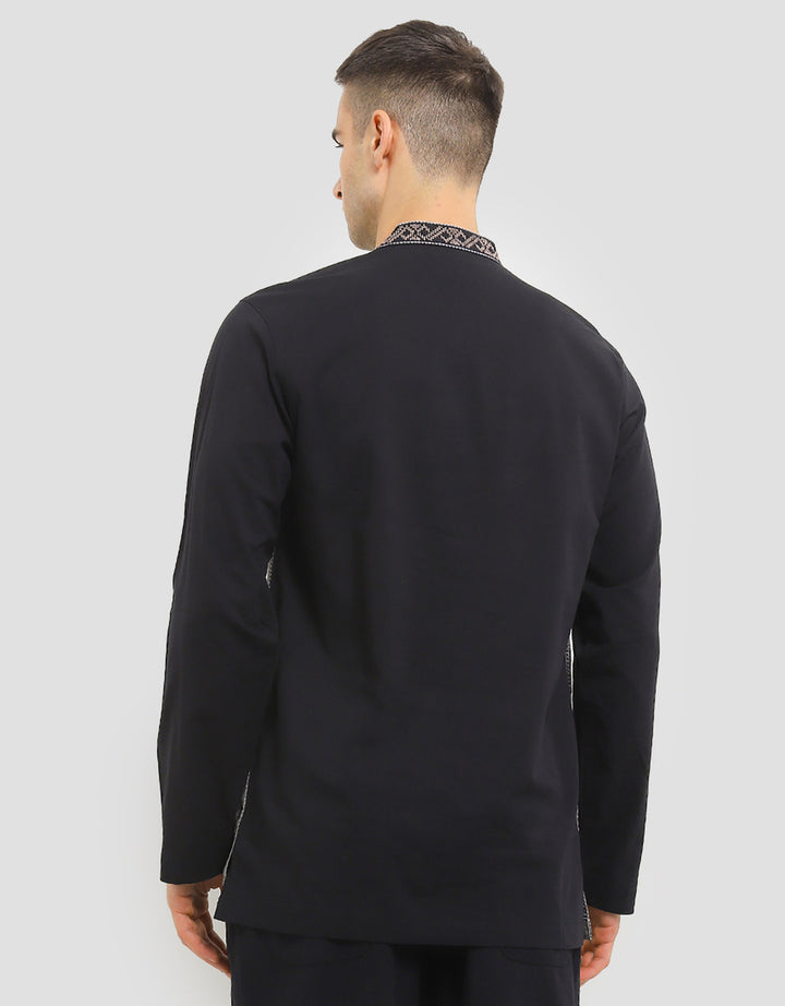 Intresse OilskinBaju Koko Lengan Panjang Pria