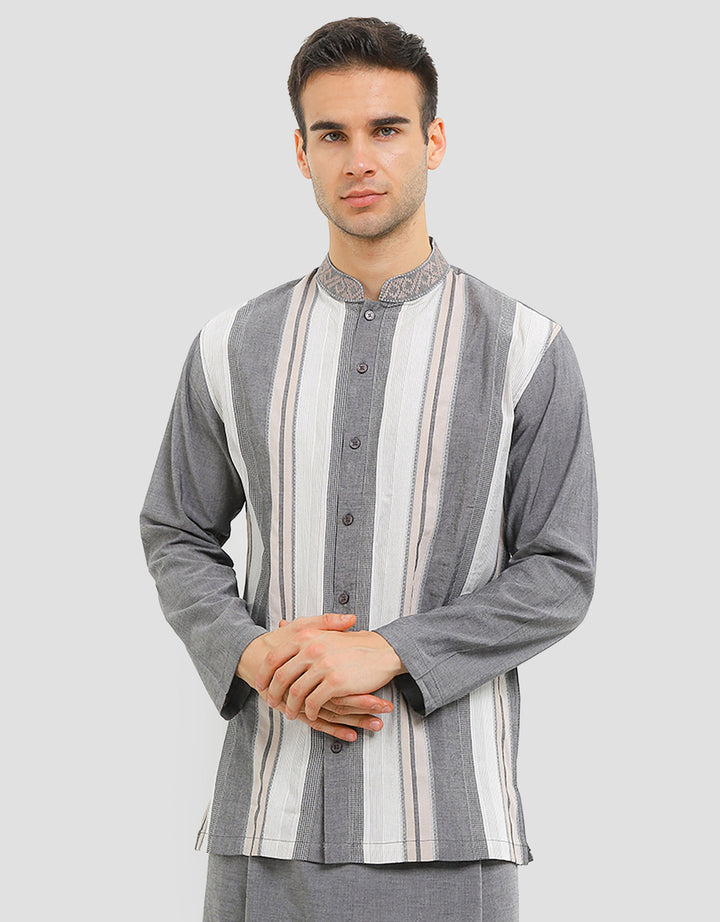 Intresse QuarryBaju Koko Lengan Panjang Pria