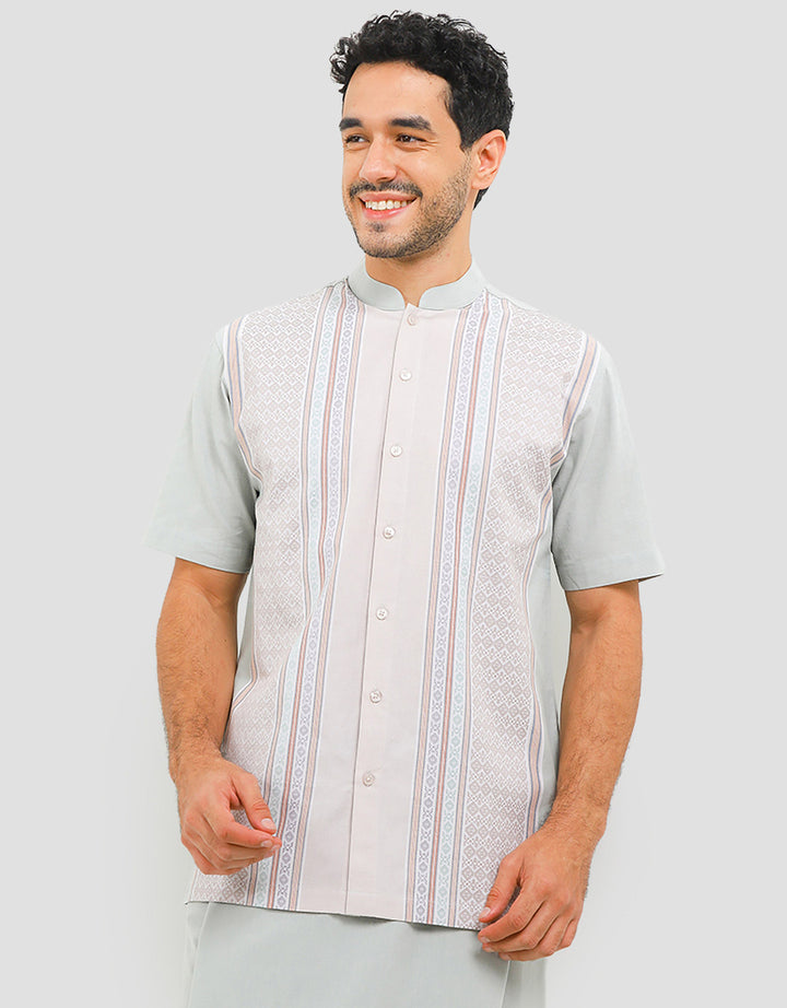 Intresse Huckleberry Baju Koko Lengan Pendek Pria