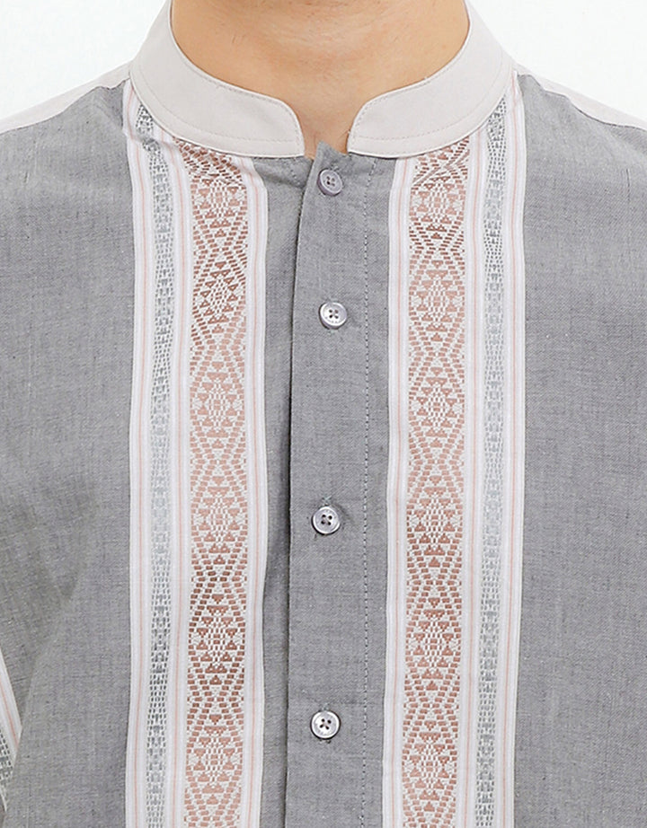 Intresse Evening Meadow Baju Koko Lengan Pendek Pria