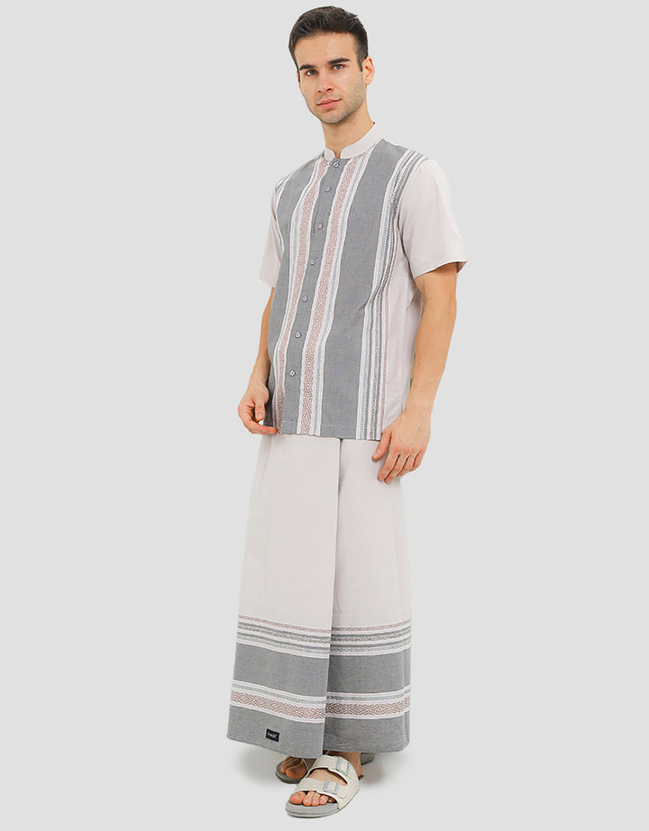 Intresse Evening Meadow Baju Koko Lengan Pendek Pria