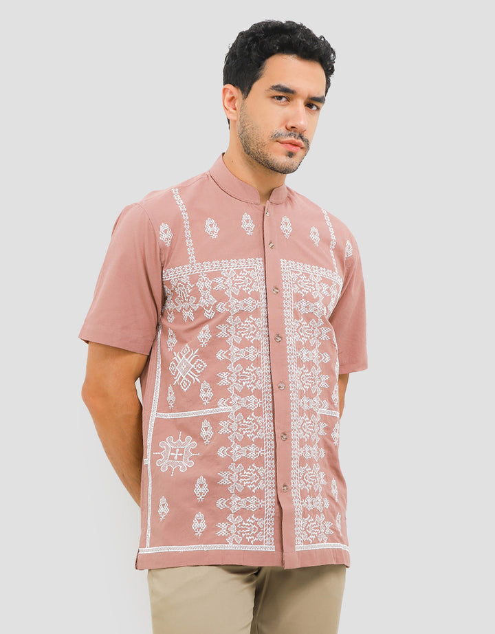 Intresse Petit Point Baju Koko Lengan Pendek Pria