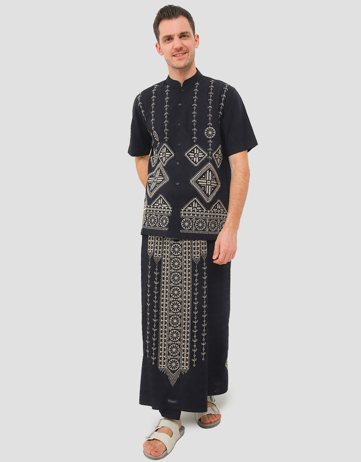 Intresse Sorceror Baju Koko Lengan Pendek Pria