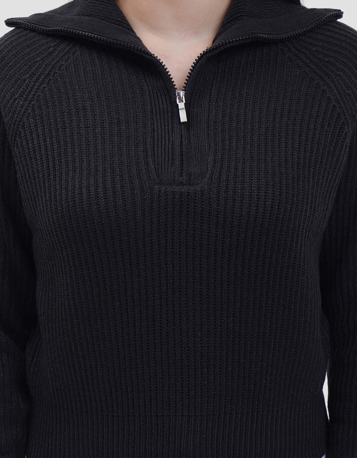 Nevada Flat Knit Half Zipper Sweater Crop Wanita