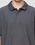 Cole Texture Pleated Slim Fit Kaos Polo Pria