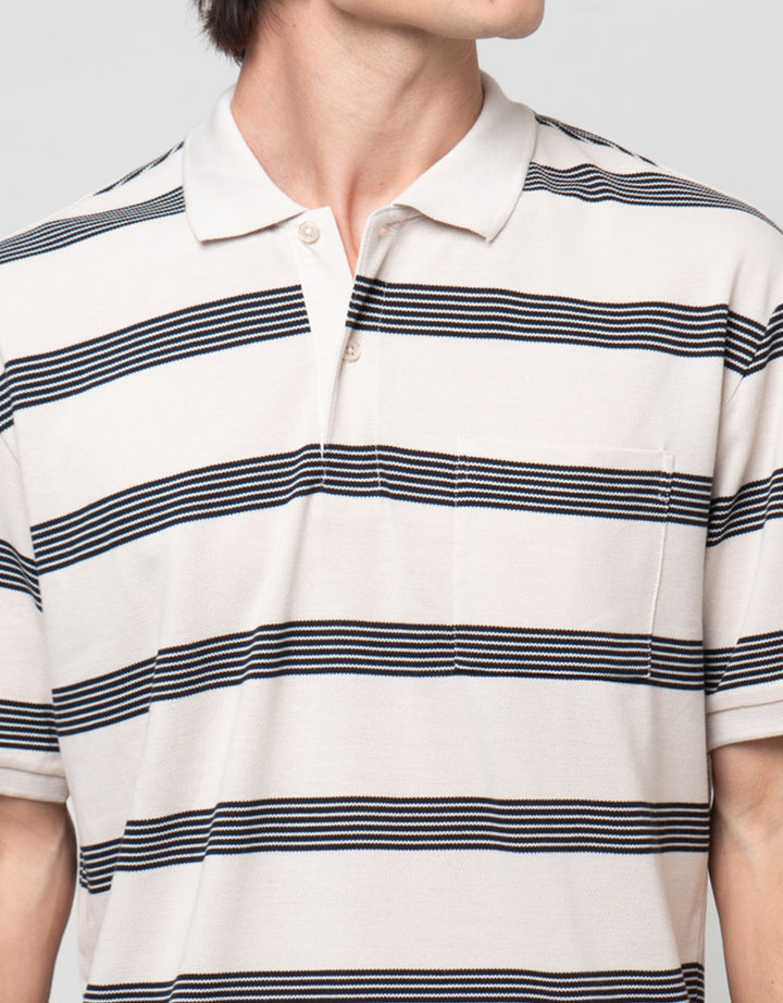 Cole Stripes Pique Pocket Kaos Polo Pria