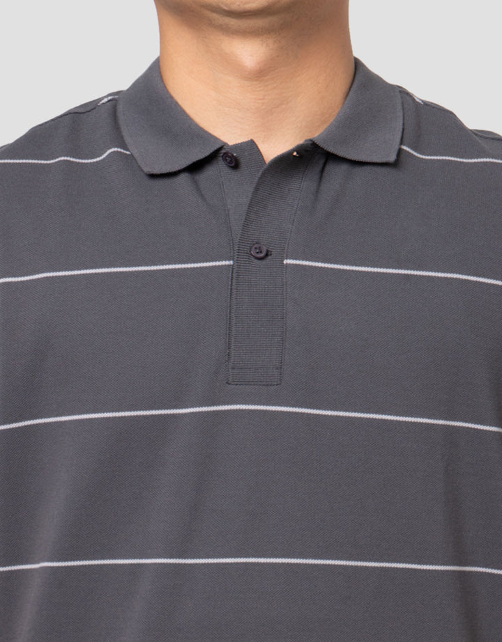 Cole Stripes Pique Collar & Placket Manset Smart Fit Kaos Polo Pria