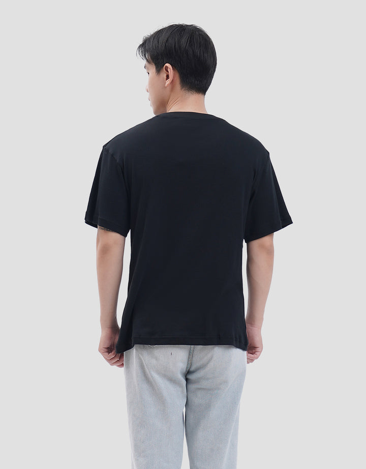 MxM Cole Solid Basic Kaos Pria