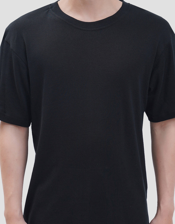MxM Cole Solid Basic Kaos Pria