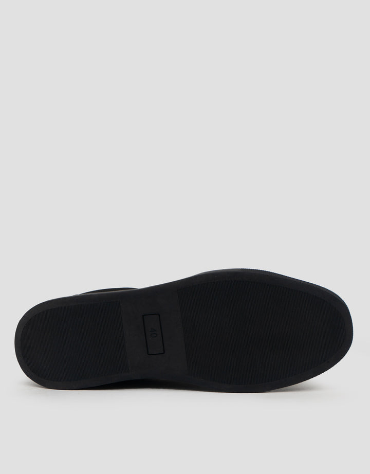 Volo Sepatu Sneakers XRBTS-11 Pria