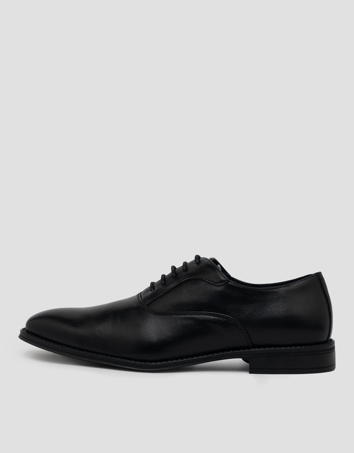 YONGKI KOMALADI SEPATU PANTOFEL S1-MECMP102 PRIA