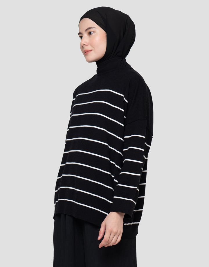 Annisa Knit Top Oversize Stripe Printed Kaos Wanita