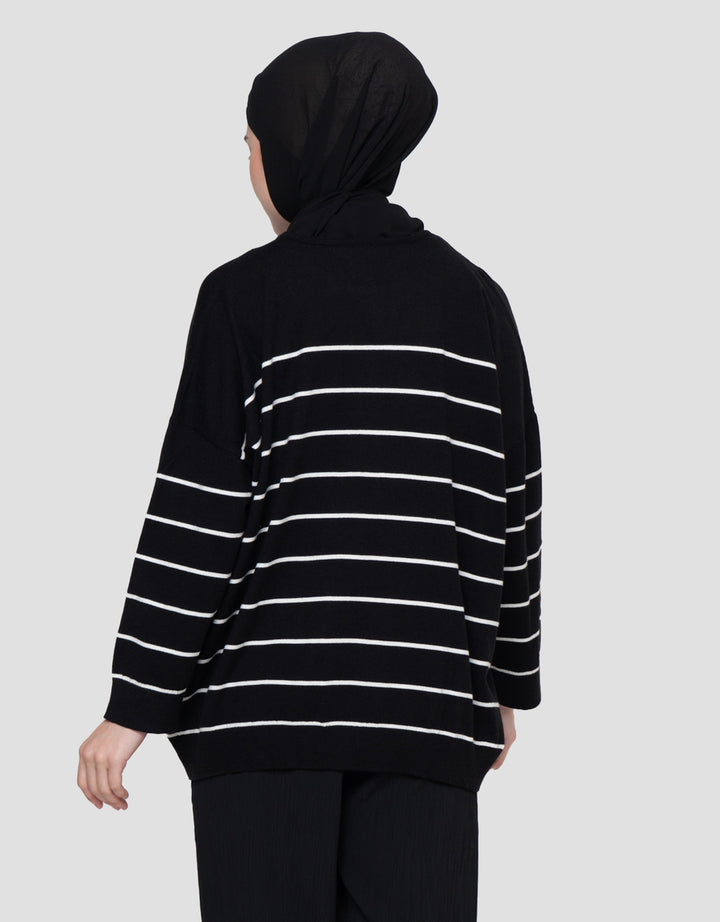 Annisa Knit Top Oversize Stripe Printed Kaos Wanita
