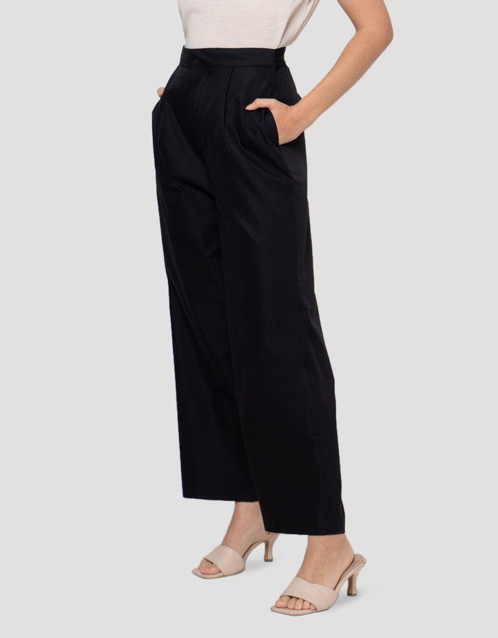 Connexion Cootn Blend With Elastic Back Coulotte Wanita