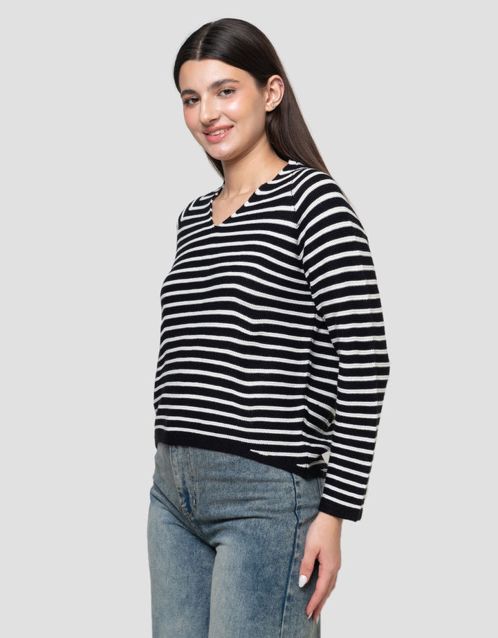 Connexion Rajut V-Neck Kaos Wanita