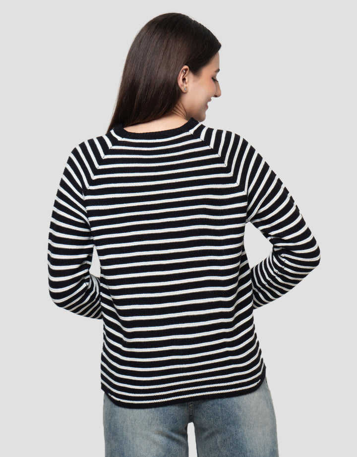 Connexion Rajut V-Neck Kaos Wanita
