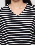 Connexion Rajut V-Neck Kaos Wanita