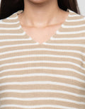 Connexion Rajut V-Neck Kaos Wanita