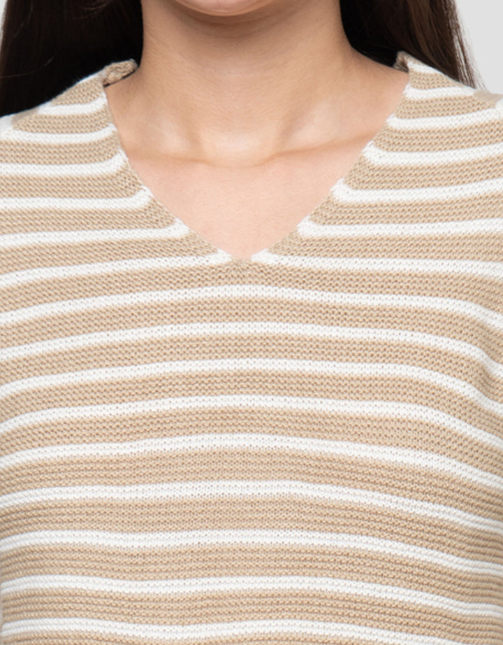 Connexion Rajut V-Neck Kaos Wanita