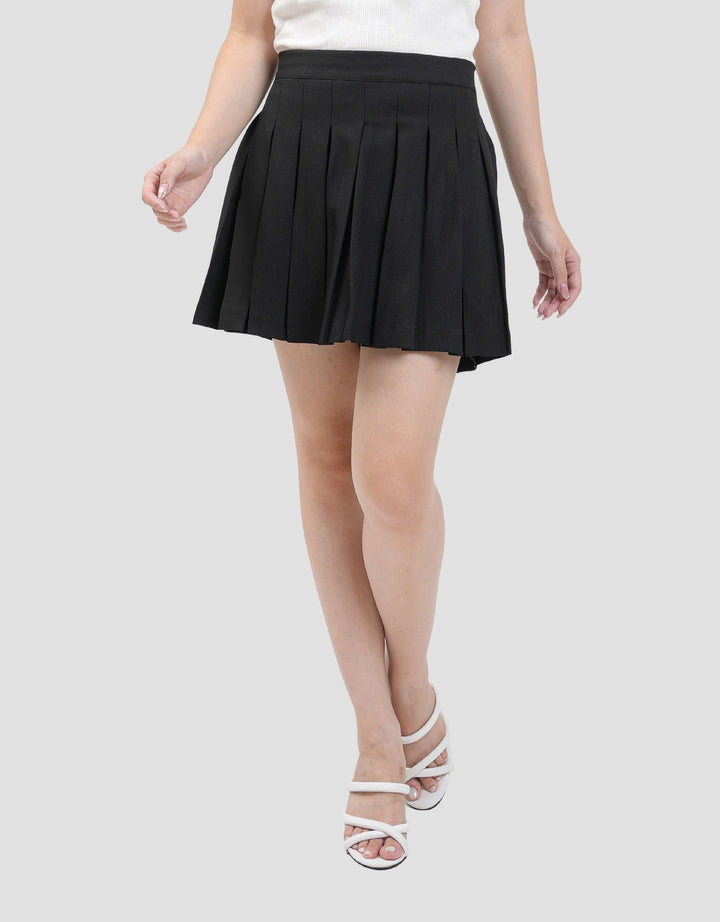 Nevada Woven Pleats Skort Wanita