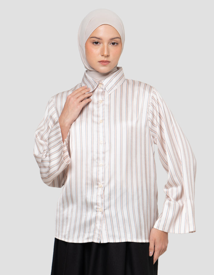 Annisa Satin Stripe Printed Kemeja Wanita