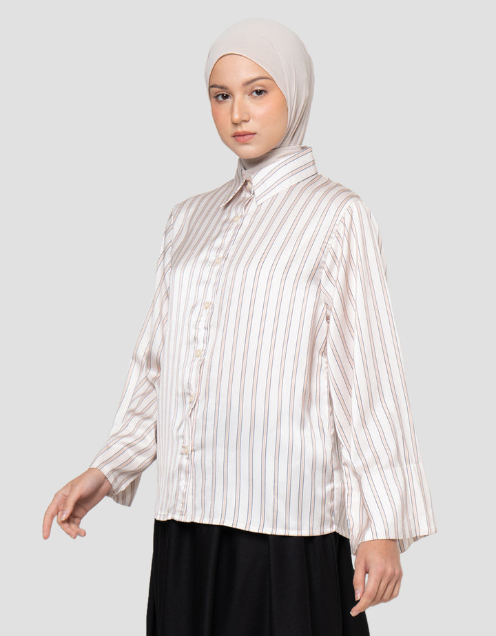 Annisa Satin Stripe Printed Kemeja Wanita