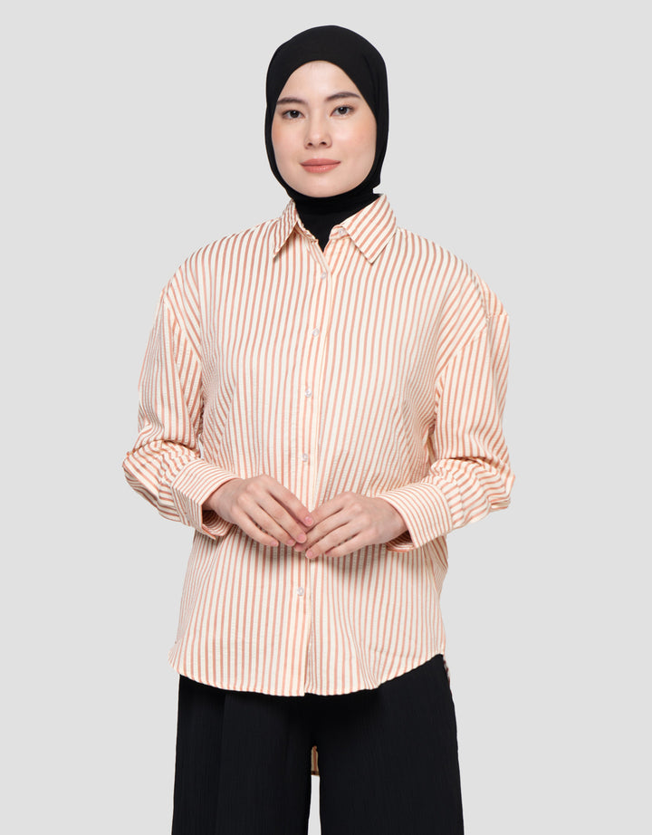 Annisa Stripe Kemeja Wanita