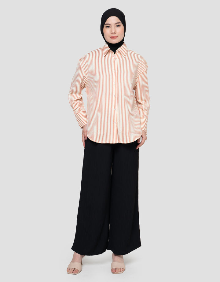 Annisa Stripe Kemeja Wanita
