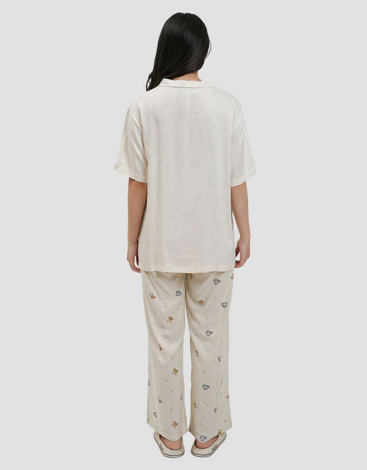 Disney Pooh Smell The Flower Viscose Setelan Piyama Wanita