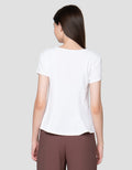 Connexion P-Plum Kaos Wanita