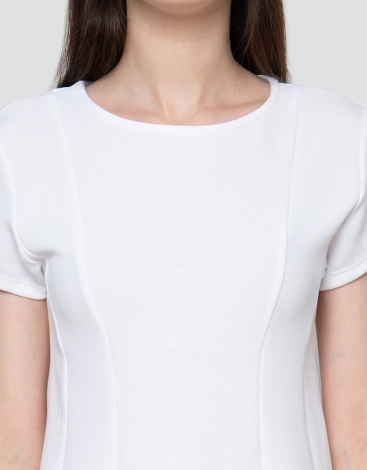 Connexion P-Plum Kaos Wanita
