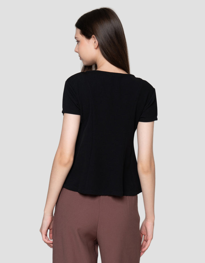 Connexion P-Plum Kaos Wanita