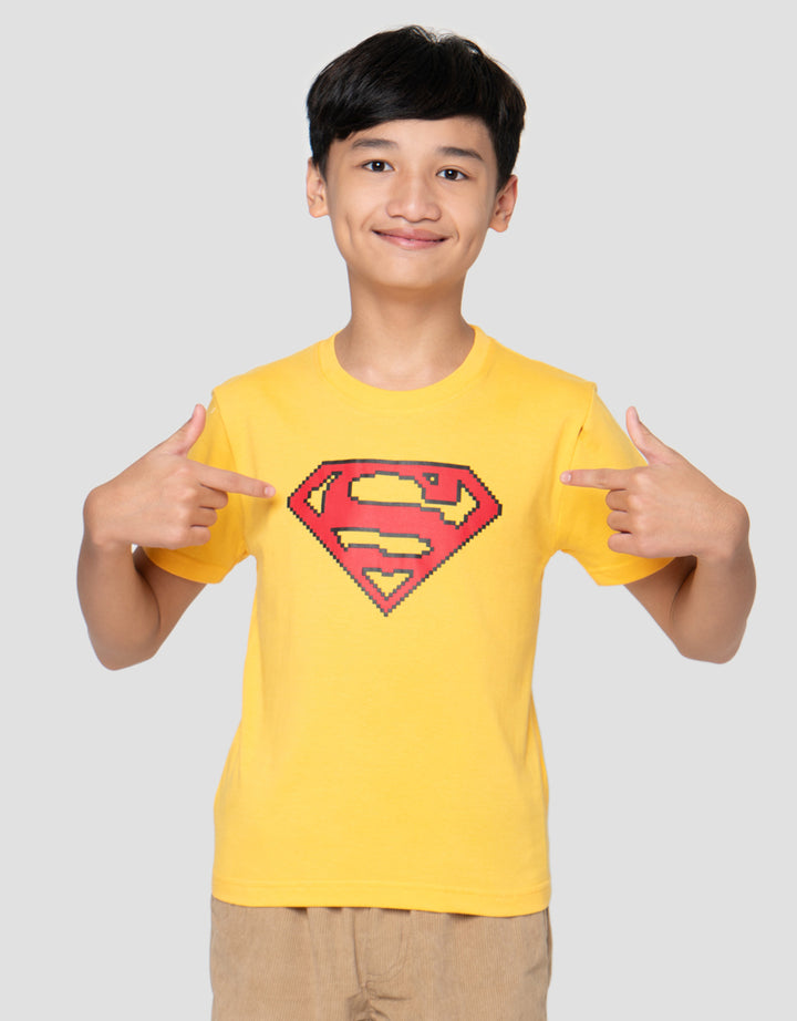 Character Superman Logo Pixel Kaos Anak Laki-Laki