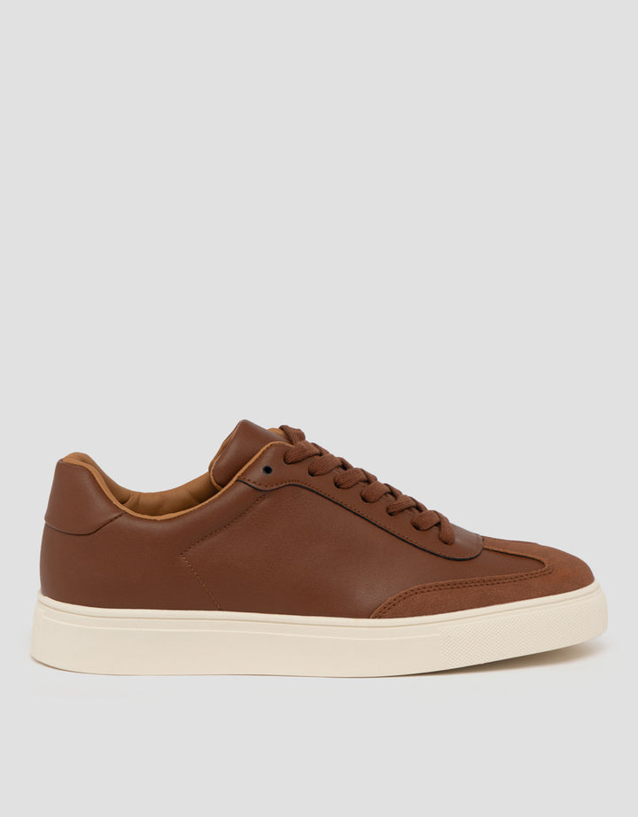 Volo Sepatu Sneakers GIO Pria