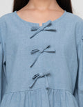Nevada Chambray Aplikasi Pita Blouse Anak Perempuan