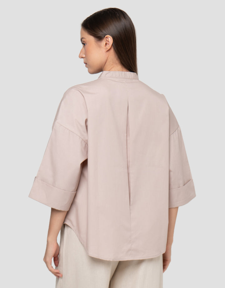 Connexion Wide Mandarin Collar Kemeja Wanita