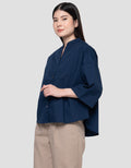 Connexion Wide Mandarin Collar Kemeja Wanita