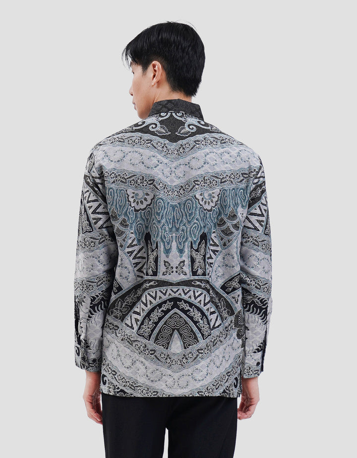 Arjuna Weda Reg Fit Batik Mega Mendung Kemeja Batik Pria