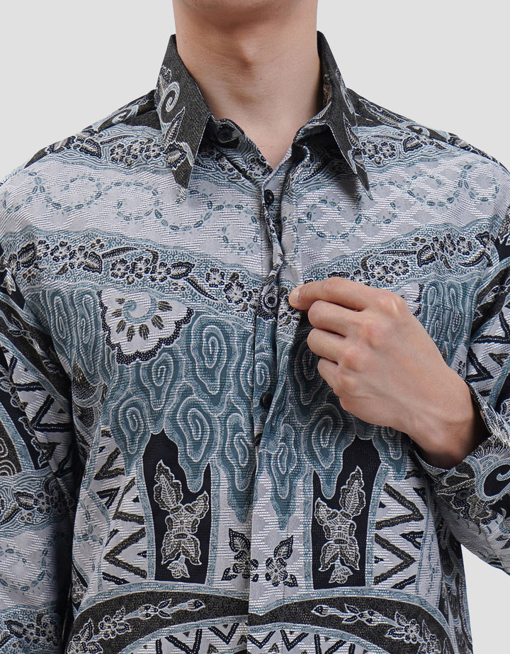 Arjuna Weda Reg Fit Batik Mega Mendung Kemeja Batik Pria