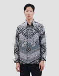 Arjuna Weda Regular Fit Mega Mendung Kemeja Batik Pria